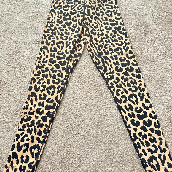 Balance Athletica leopard leggings - Picture 3 of 6